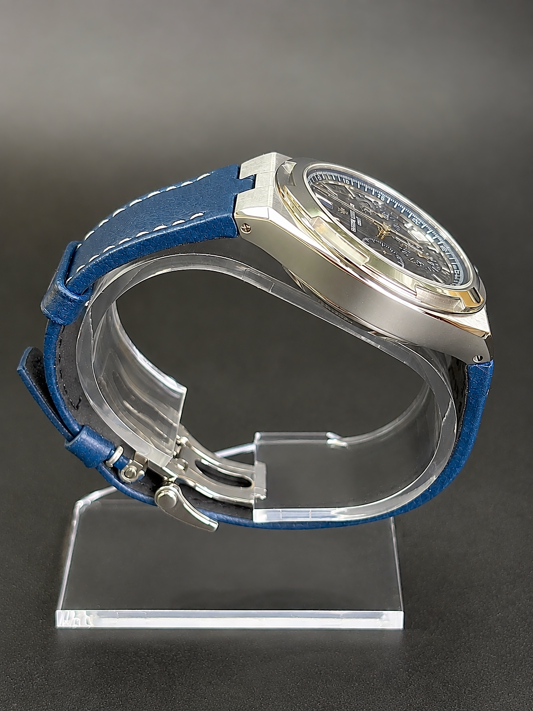 Vacheron Constantin Overseas Chronograph Stainless Steel / Blue