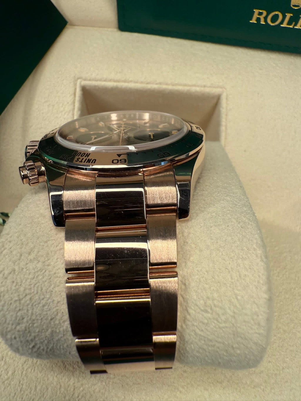 Rolex Daytona Cosmograph Daytona Everose / Sundust - Black / Oyster 126505-0003