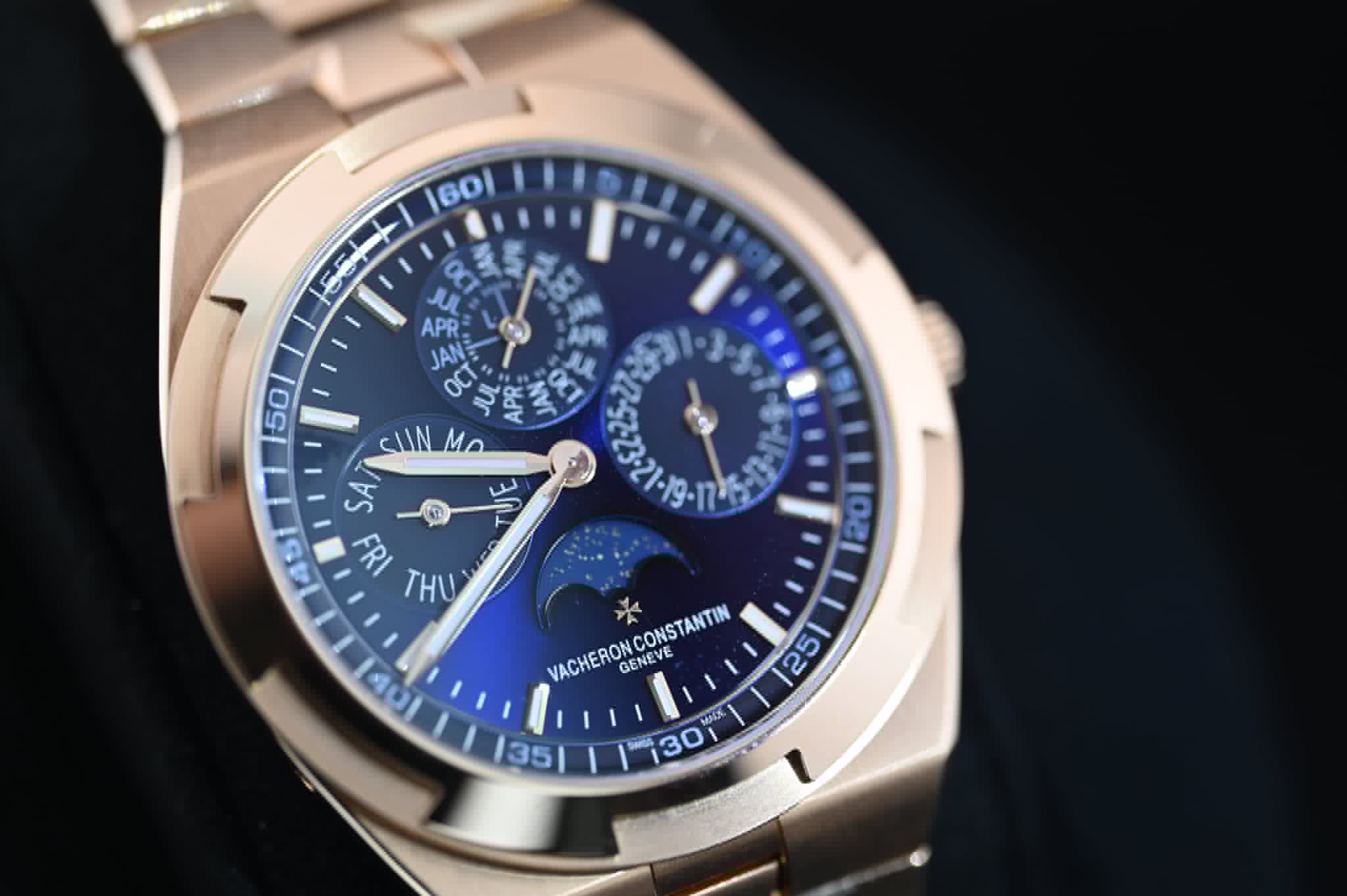 Vacheron Constantin Overseas Perpetual Calendar Ultra thin 4300V/220R-B509