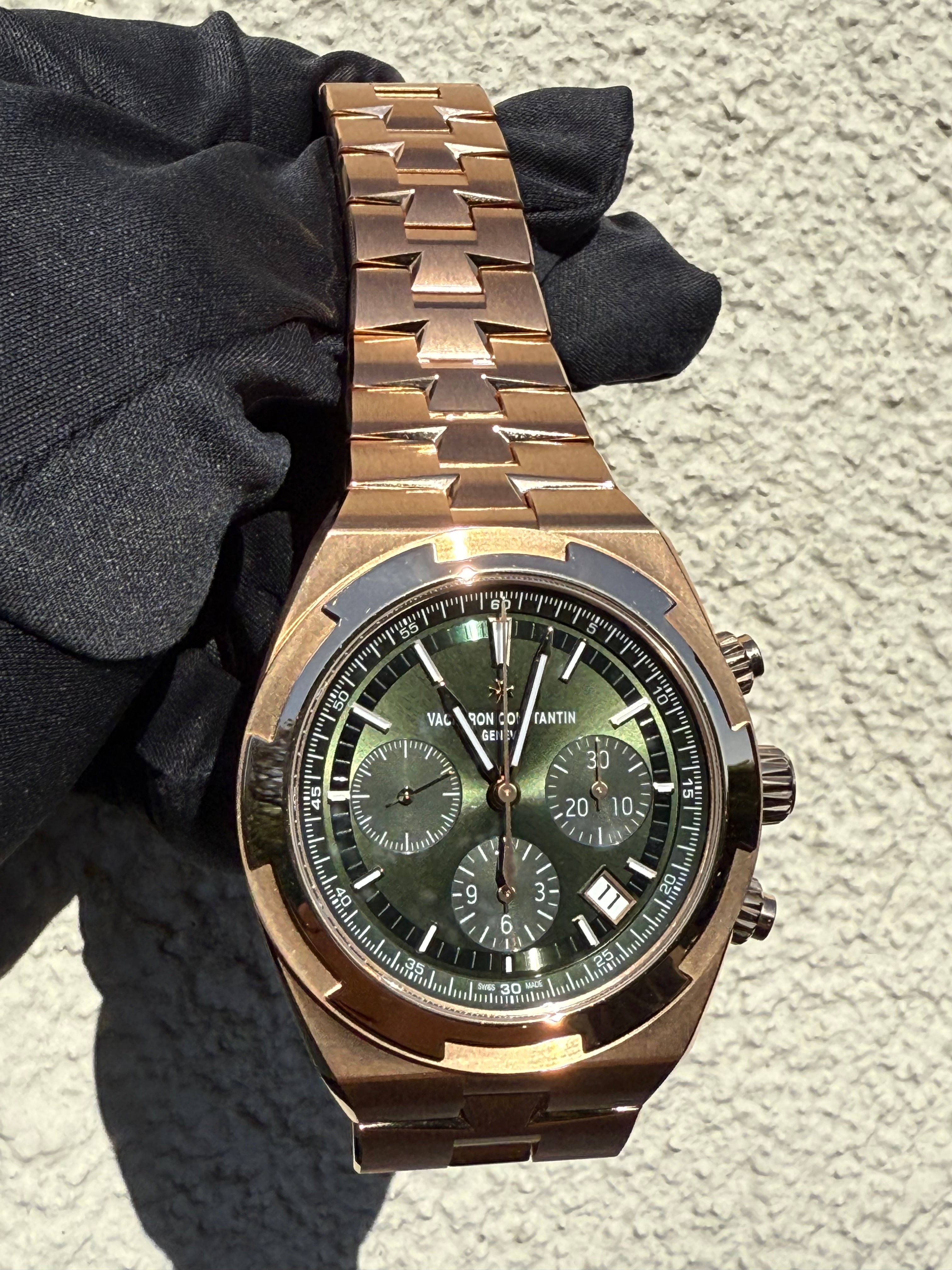 Vacheron Constantin Overseas Chronograph Pink Gold / Green 5520V/210R-B966