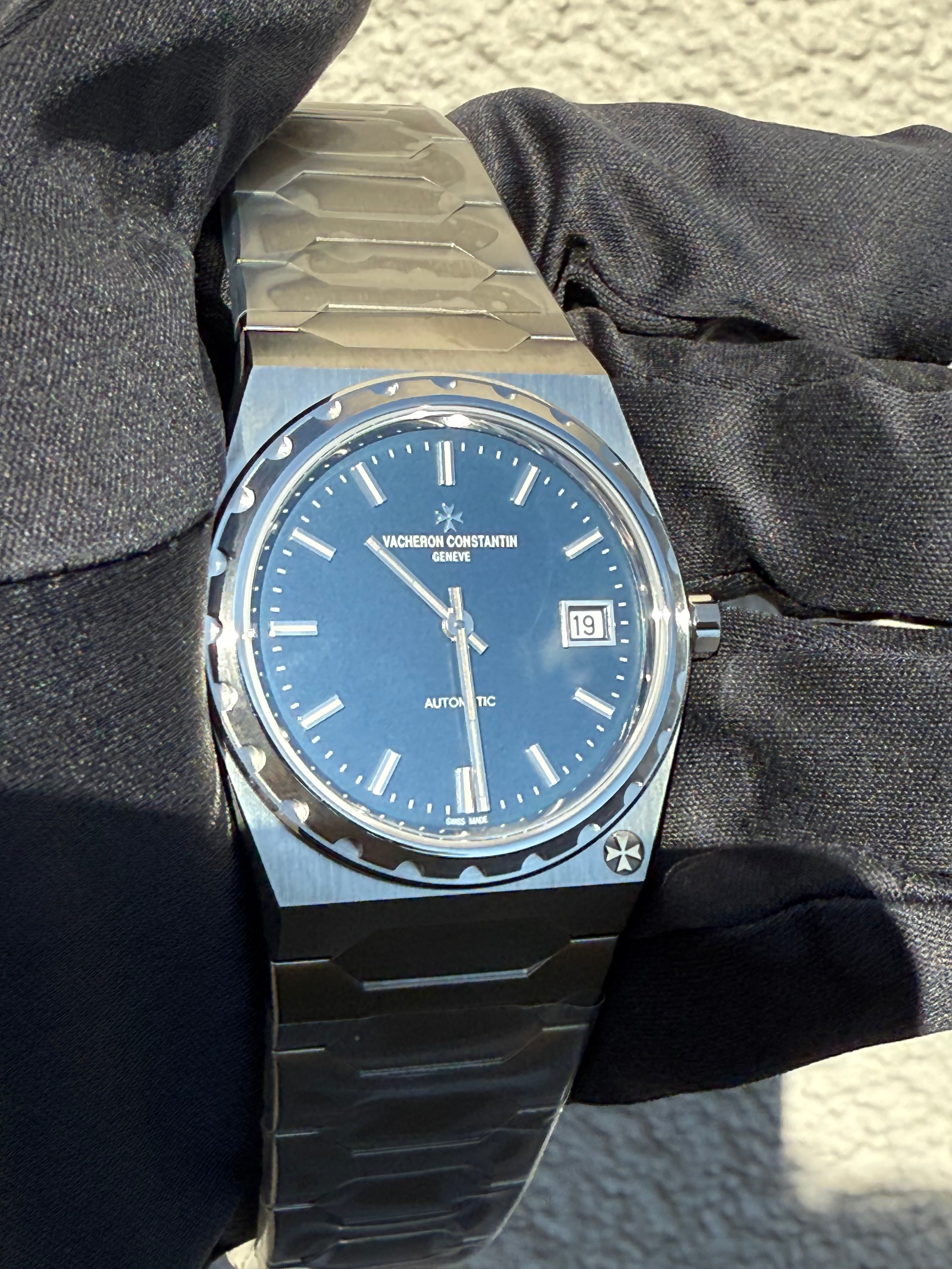 Vacheron Constantin Historiques 222 Stainless Steel / Blue 4200H/222A-B934