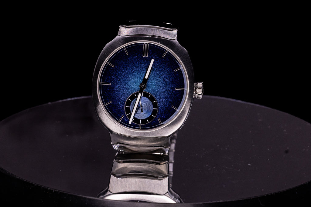 H. Moser & Cie. Streamliner Small Seconds Blue Enamel