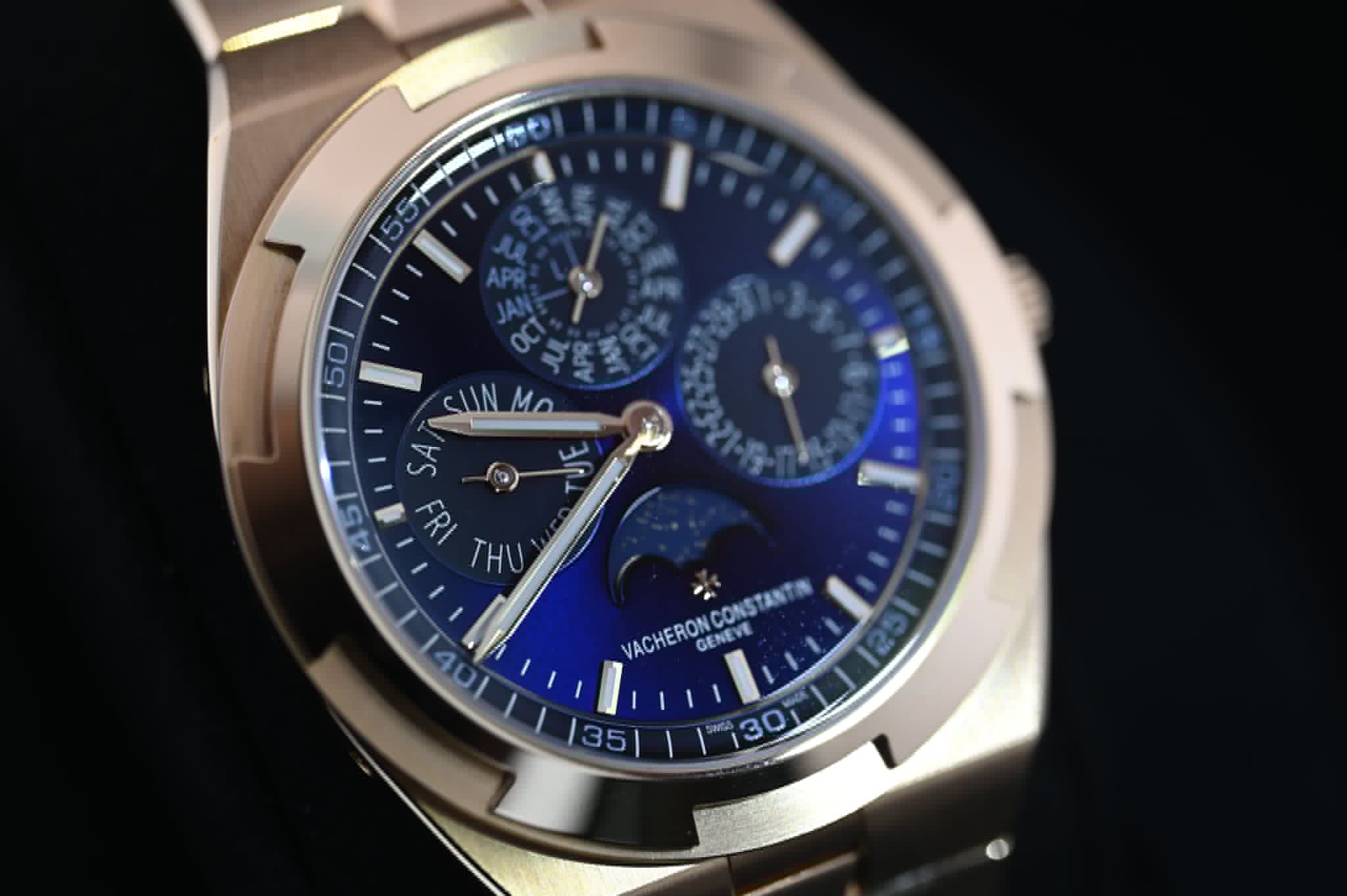 Vacheron Constantin Overseas Perpetual Calendar Ultra thin 4300V/220R-B509