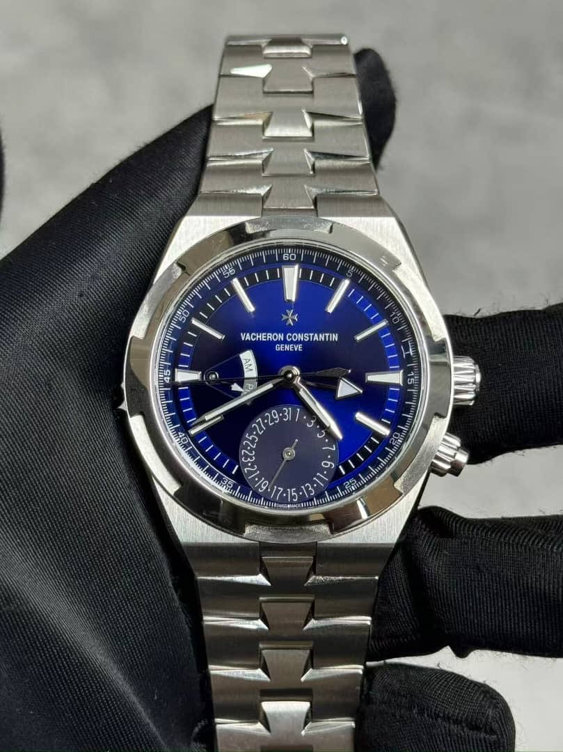 Vacheron Constantin Overseas Dual Time Stainless Steel / Blue 7920V/210A-B334