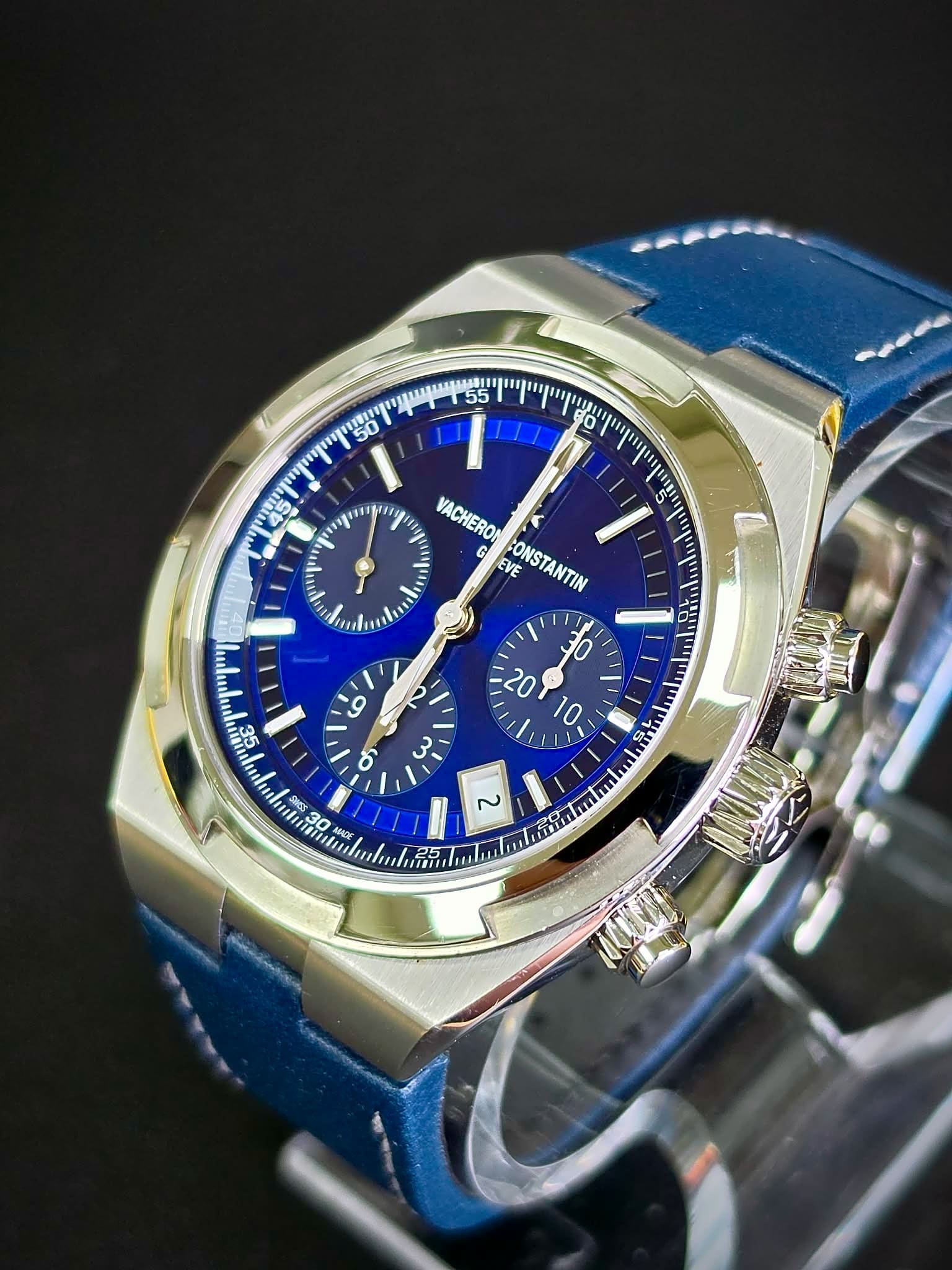 Vacheron Constantin Overseas Chronograph Stainless Steel / Blue