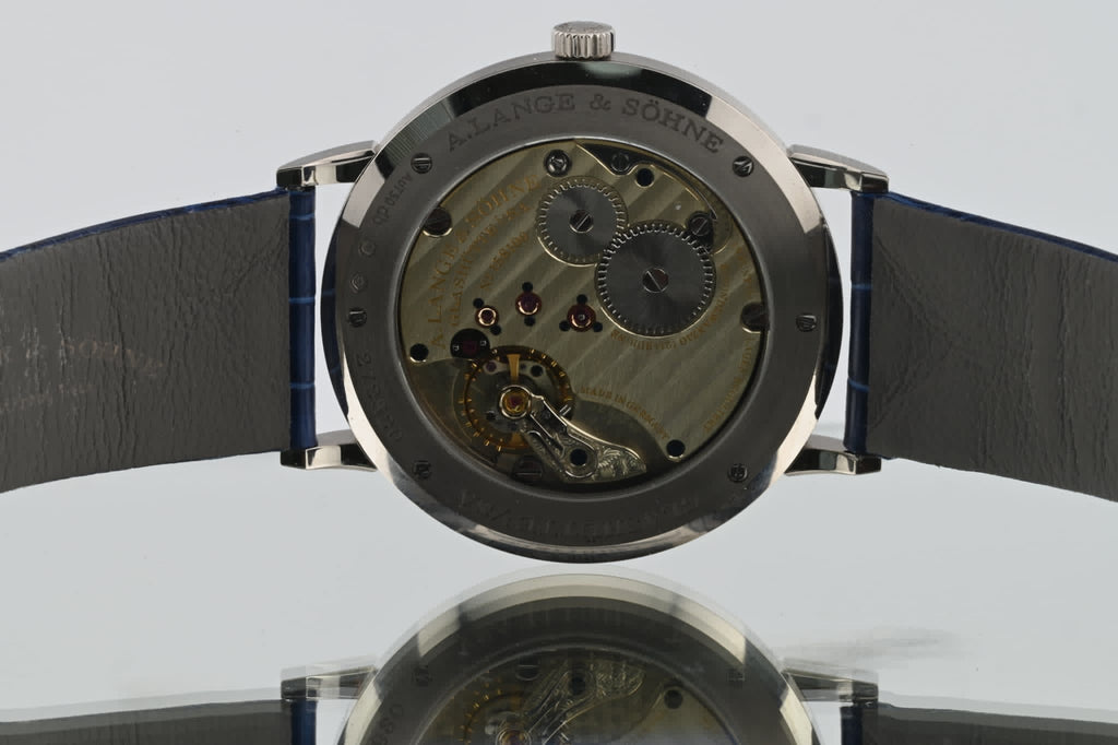 A. Lange & Söhne Saxonia Thin  205.086