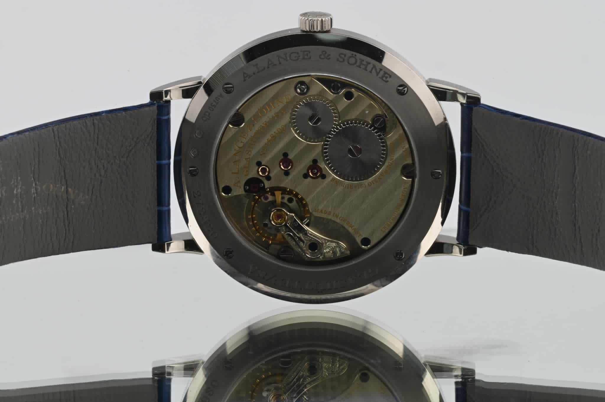A. Lange & Söhne Saxonia Thin  205.086