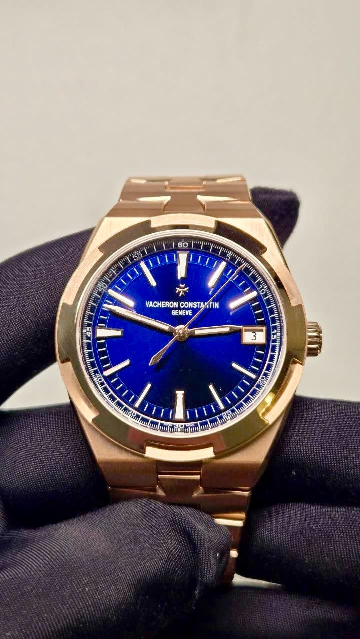 Vacheron Constantin Overseas Date Pink Gold / Blue