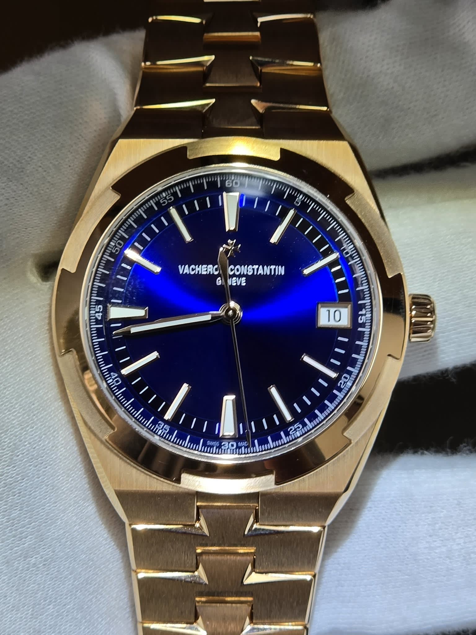Vacheron Constantin Overseas Date Pink Gold / Blue 4500V/110R-B705