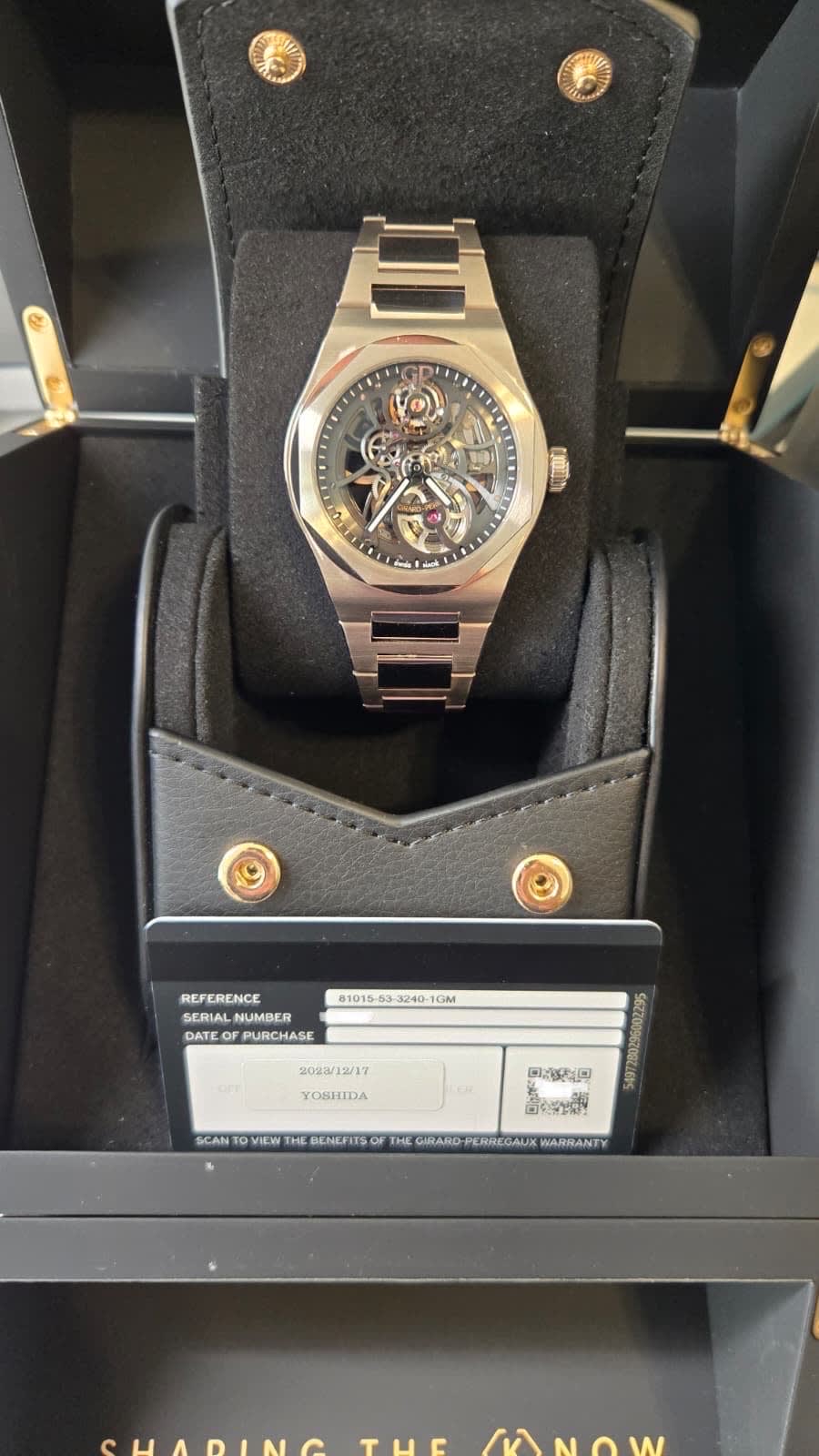 Girard Perregaux Laureato Skeleton 42mm (White Gold, LE 100) 81015-53-3240-1GM