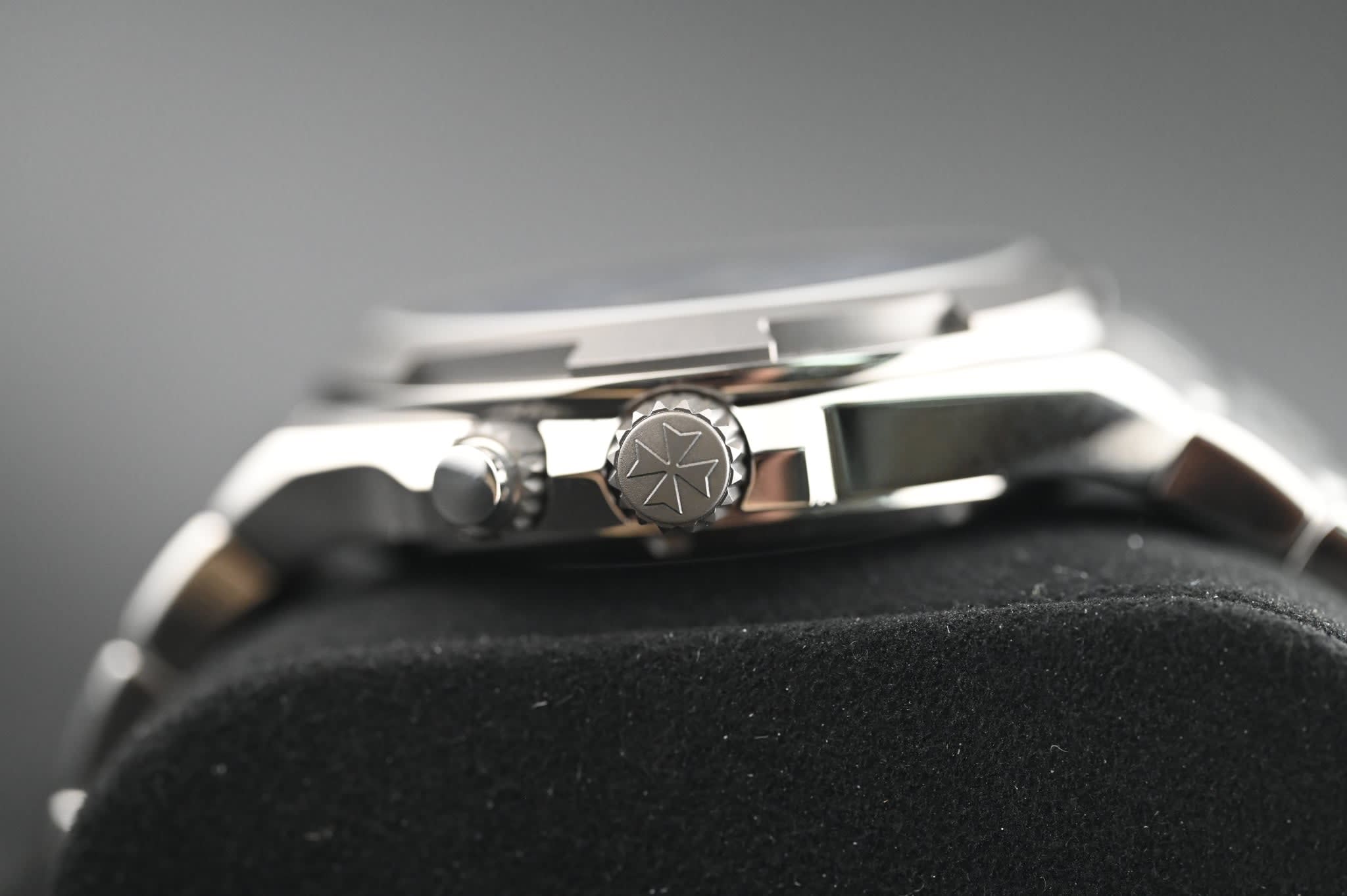Vacheron Constantin Overseas Dual Time Cardinal Points 7930V/210T-H074