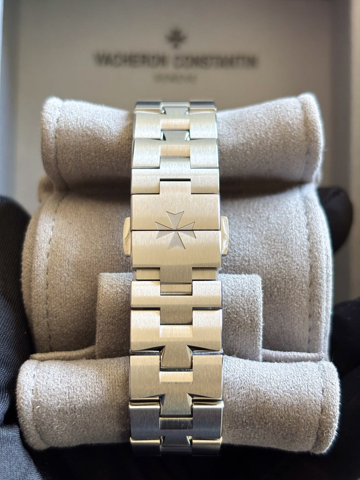 Vacheron Constantin Overseas