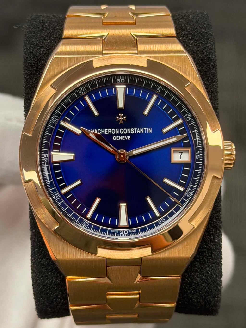 Vacheron Constantin Overseas Date Pink Gold / Blue