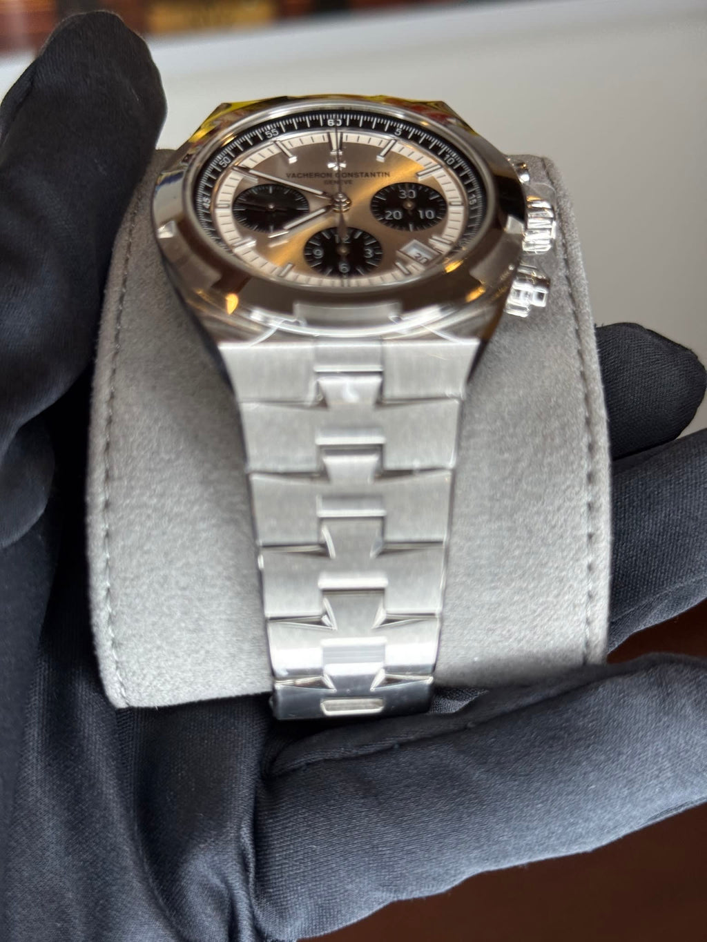 Vacheron Constantin Overseas Chronograph 5520V/210A-B686