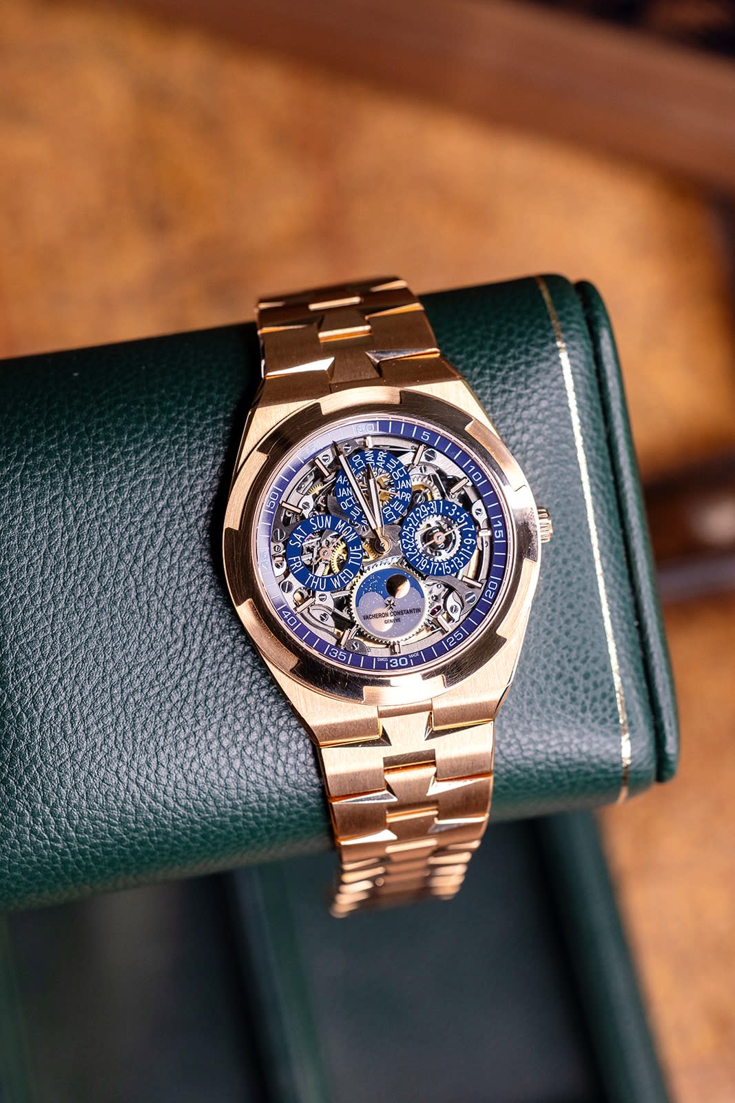 Vacheron Constantin Overseas Ultra-Thin Perpetual Calendar Pink Gold / Skeleton / Bracelet