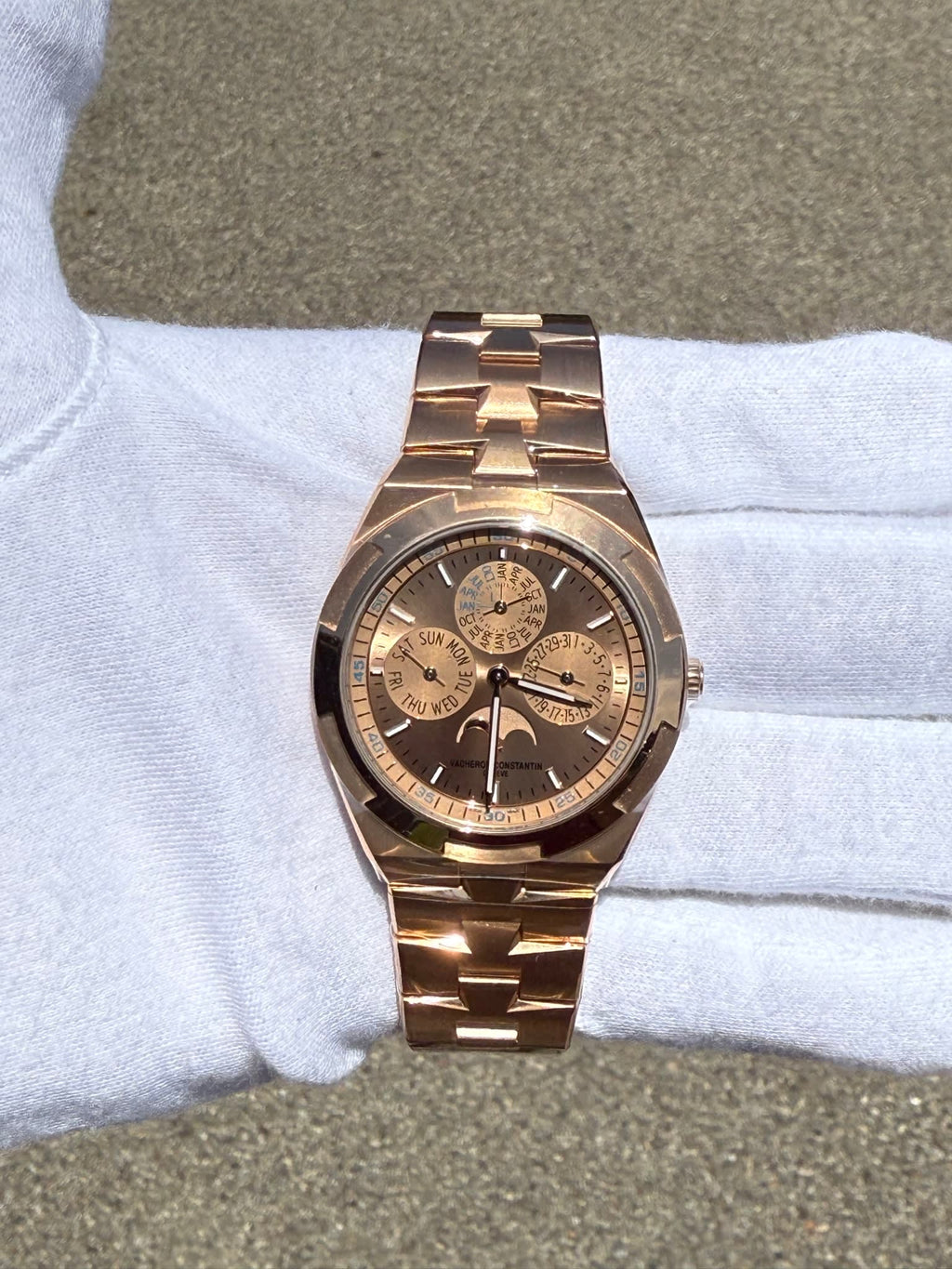 Vacheron Constantin Overseas Ultra-Thin Perpetual Calendar Pink Gold / Pink Gold