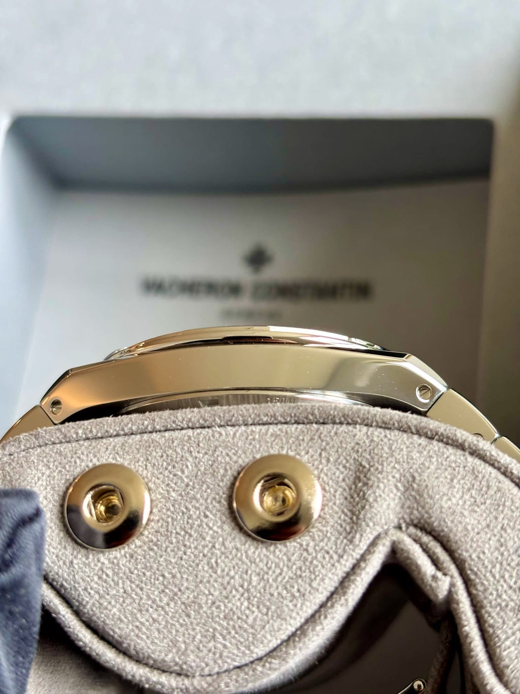 Vacheron Constantin Overseas Date Stainless Steel / Blue