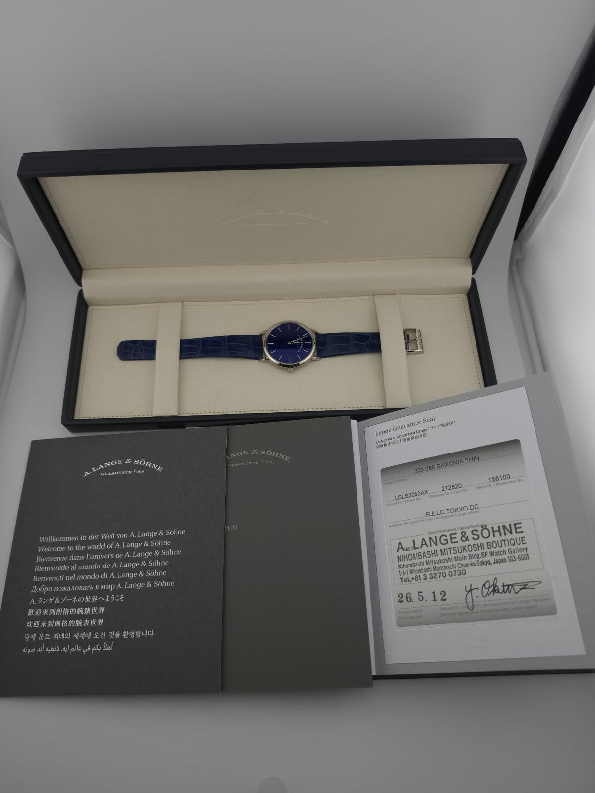 A. Lange & Söhne Saxonia Thin  205.086