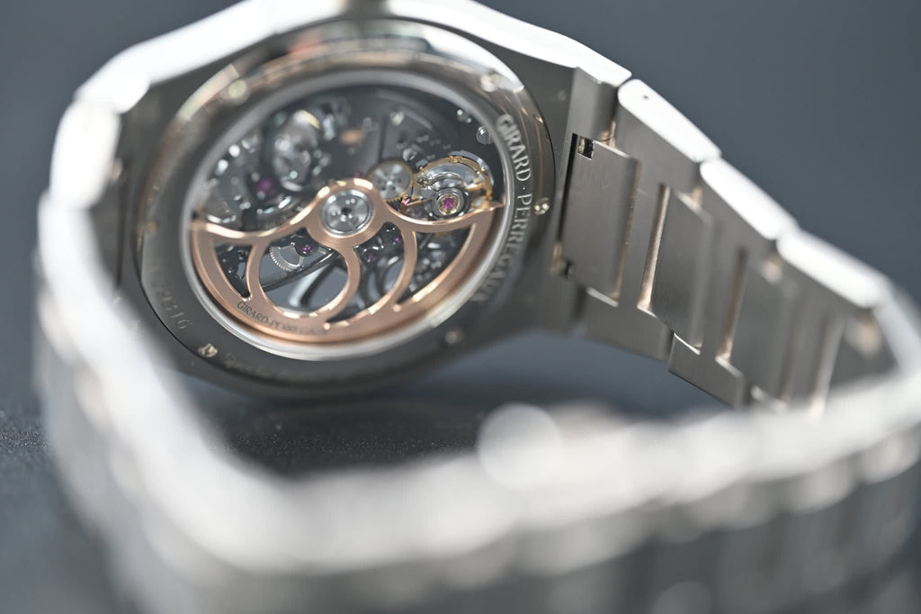 Girard Perregaux Laureato Skeleton 42mm (White Gold, LE 100) 81015-53-3240-1GM