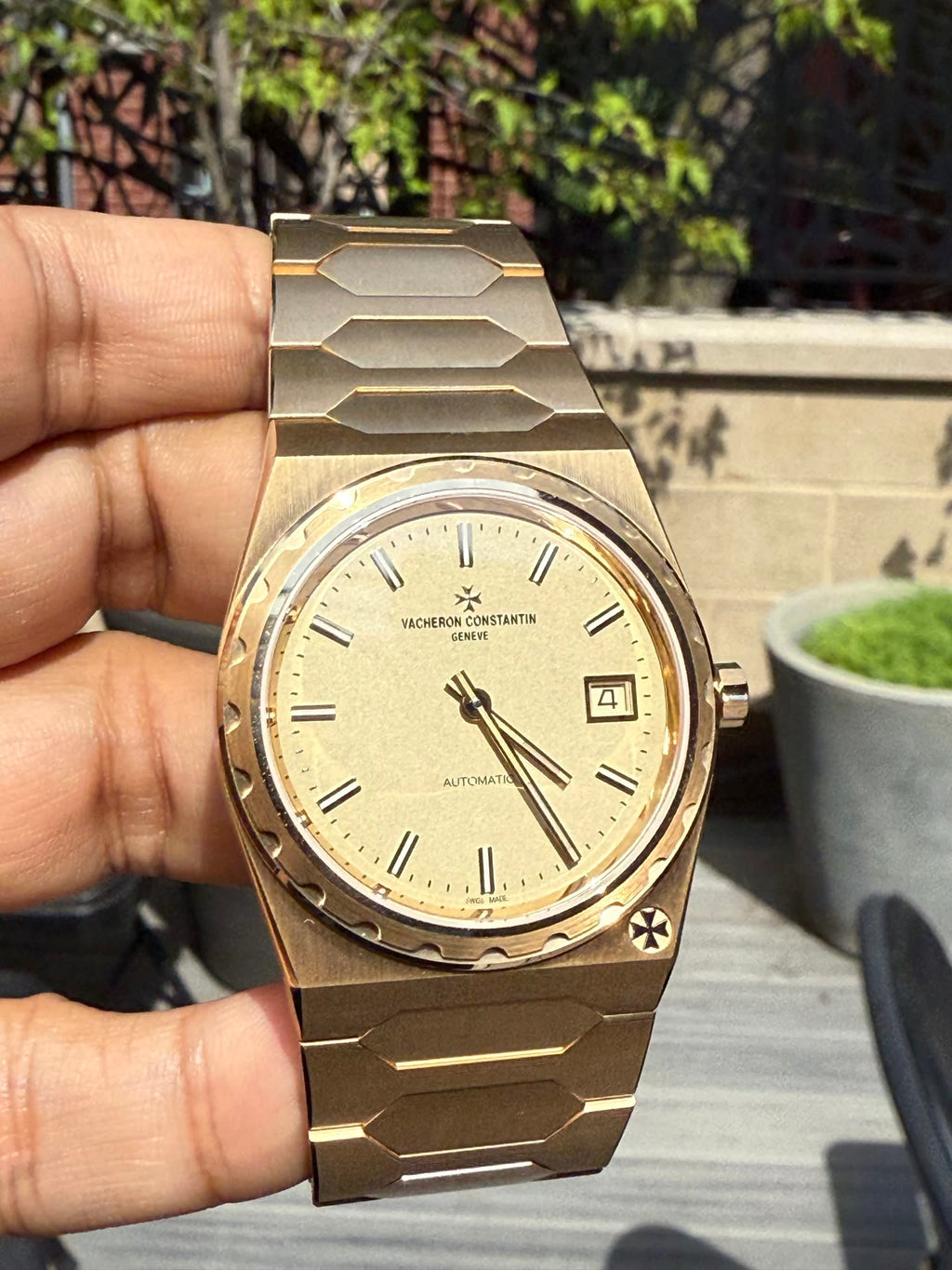 Vacheron Constantin Historiques 222 Yellow Gold / Champagne 4200H/222J-B935
