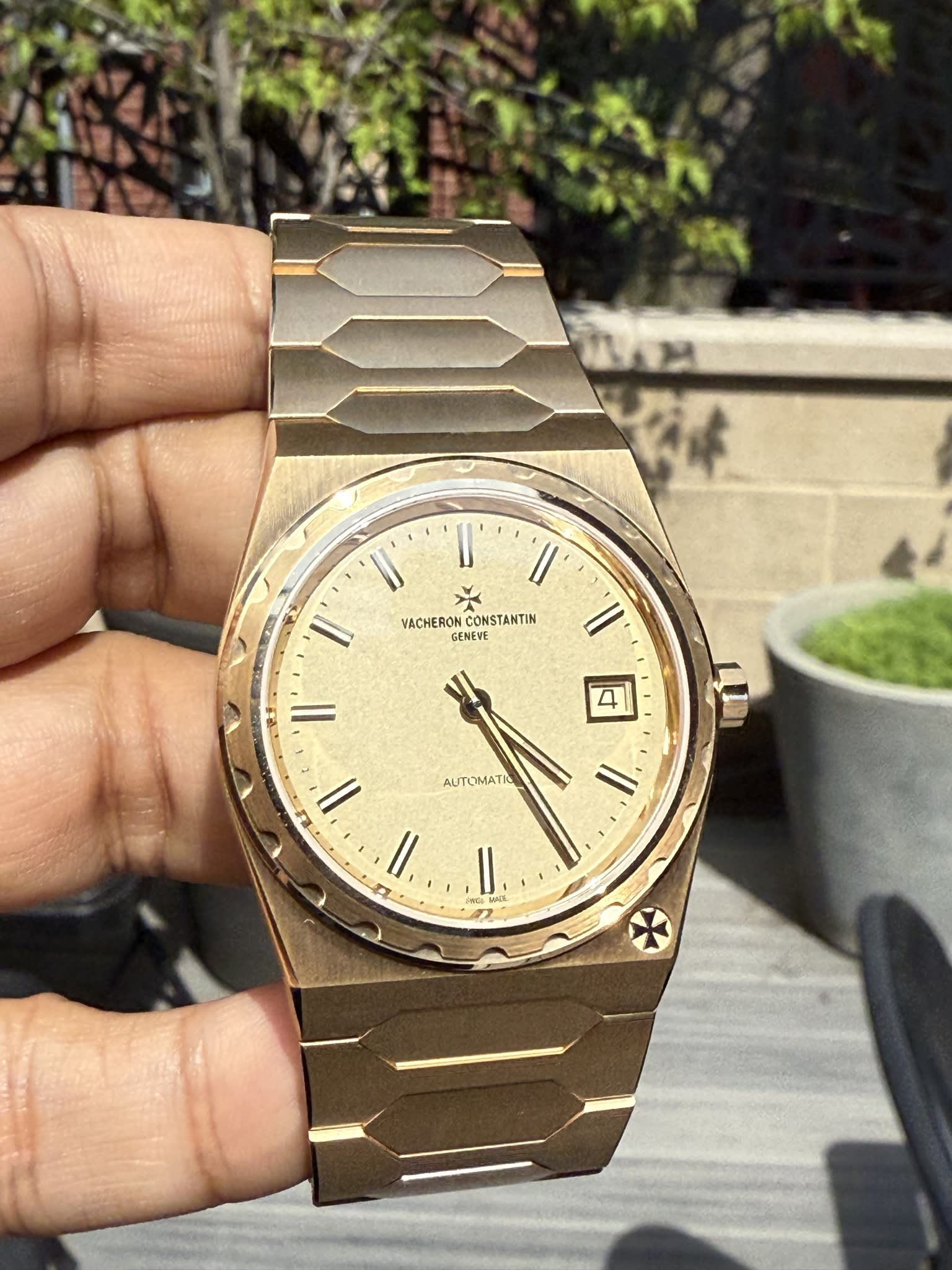 Vacheron Constantin Historiques 222 Yellow Gold / Champagne 4200H/222J-B935
