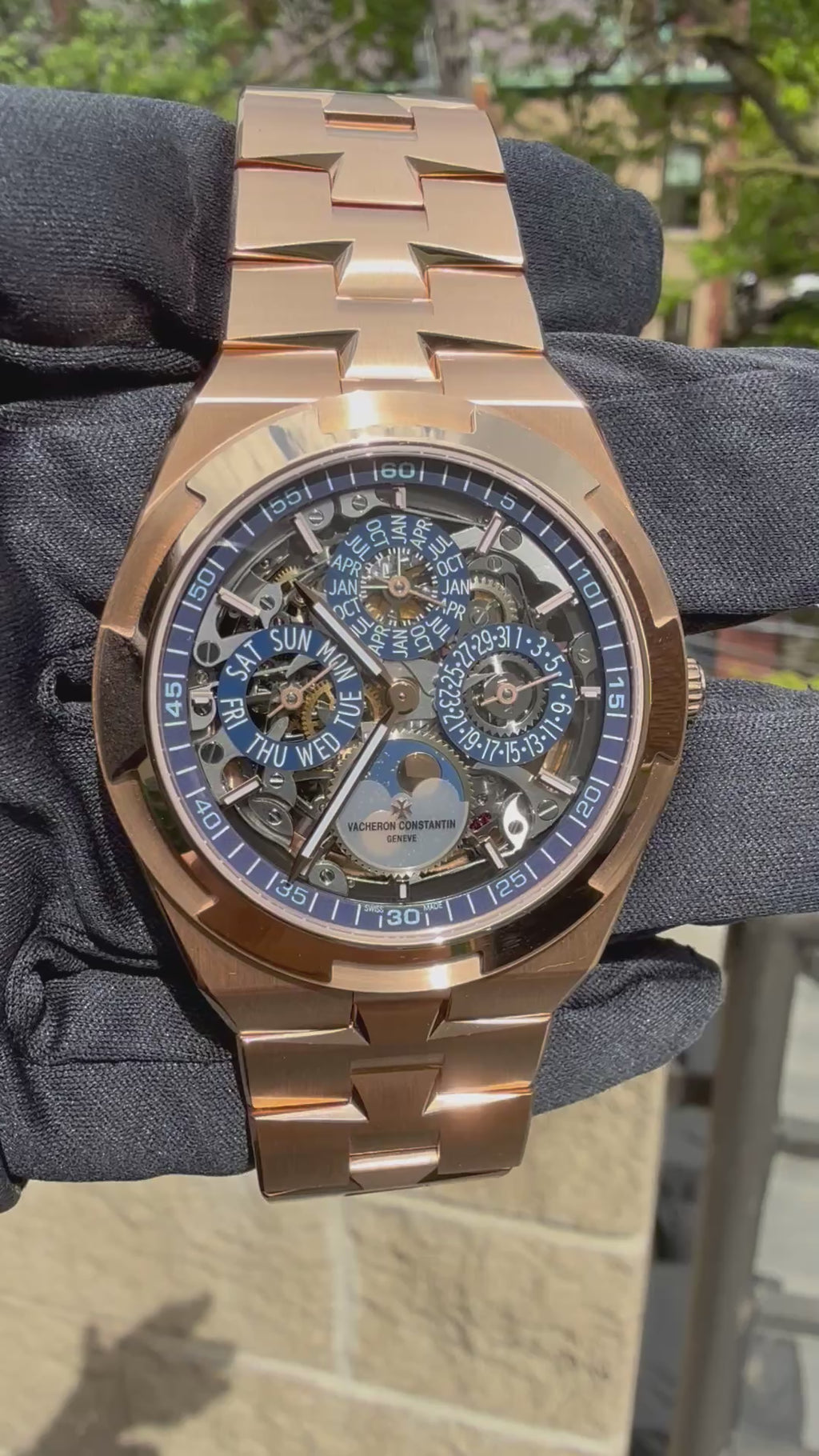 Vacheron Constantin Overseas Ultra-Thin Perpetual Calendar Pink Gold / Skeleton / Bracelet 4300V/120R-B547