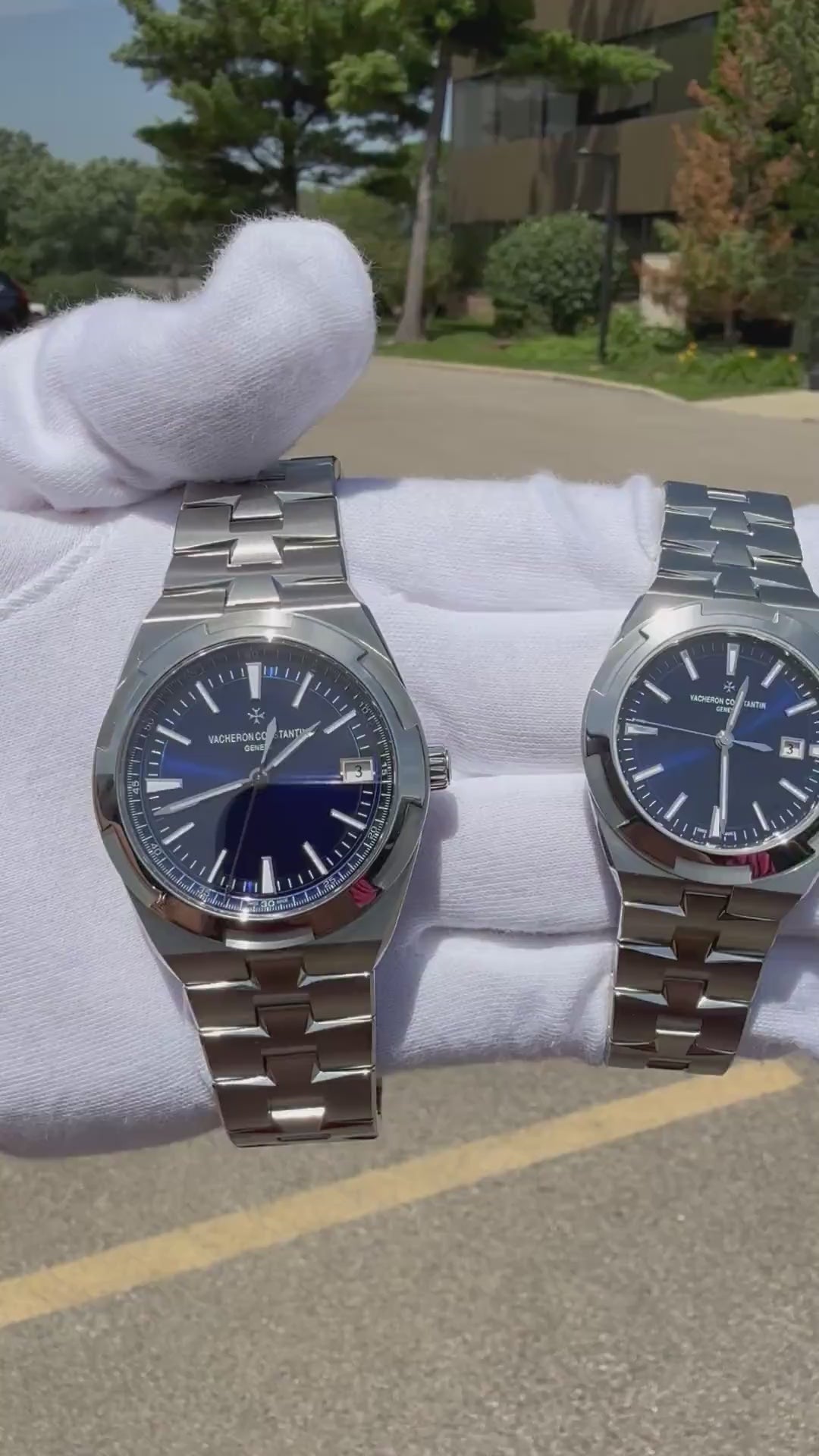 Vacheron Constantin Overseas Automatic 35 Stainless Steel / Blue / Bracelet 4600V/200A-B980