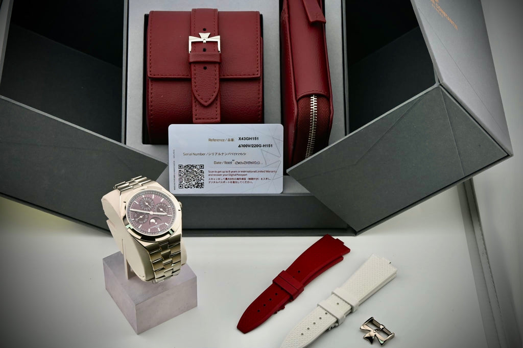 Vacheron Constantin Overseas Ultra-Thin Perpetual Calendar White Gold / Burgundy