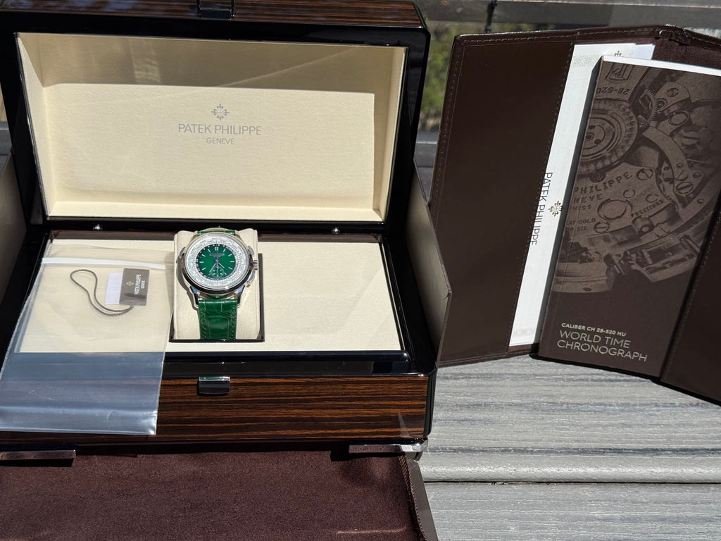Patek Philippe Complications World Time Chronograph 5930 Platinum / Green 5930P-001