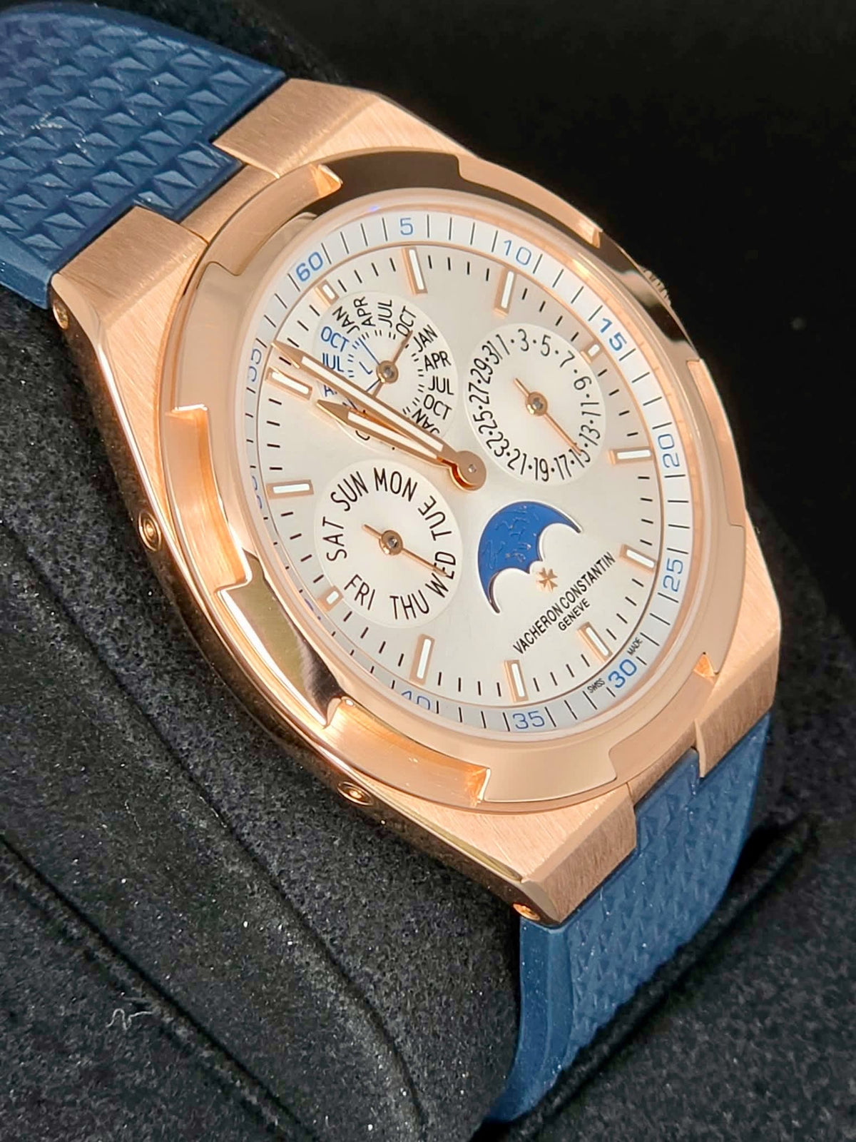 Vacheron Constantin Overseas Perpetual Calendar