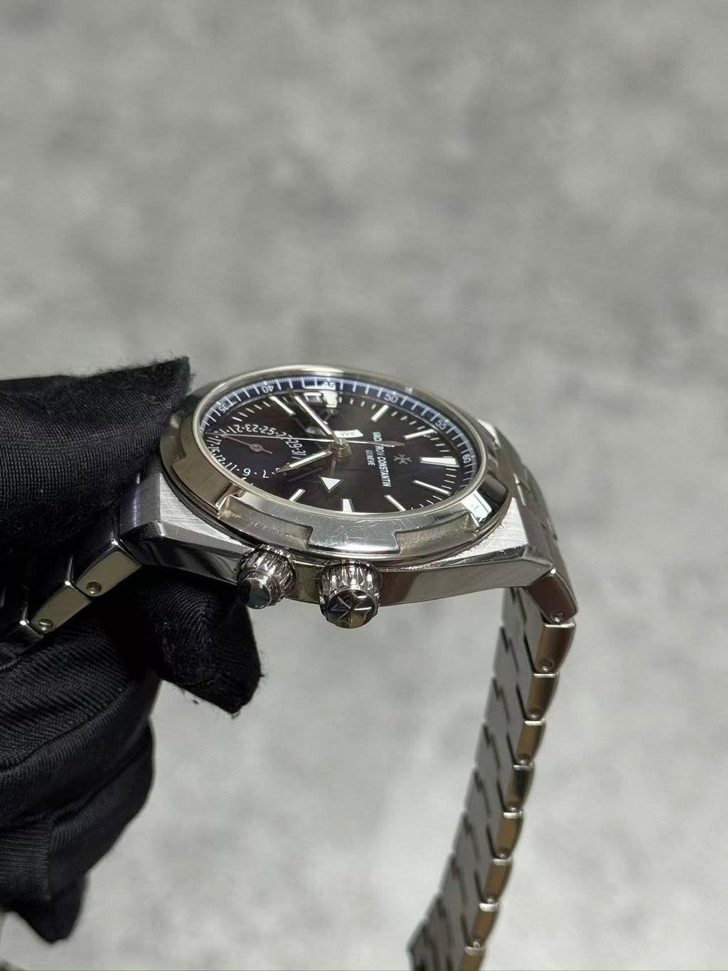 Vacheron Constantin Overseas Dual Time Stainless Steel / Blue 7920V/210A-B334