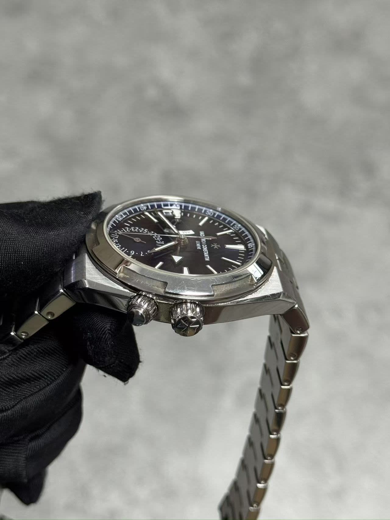 Vacheron Constantin Overseas Dual Time Stainless Steel / Blue 7920V/210A-B334