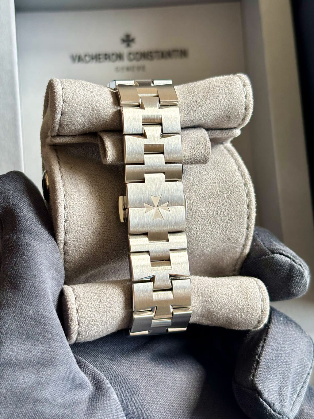 Vacheron Constantin Overseas Automatic 35 Stainless Steel / Blue / Bracelet