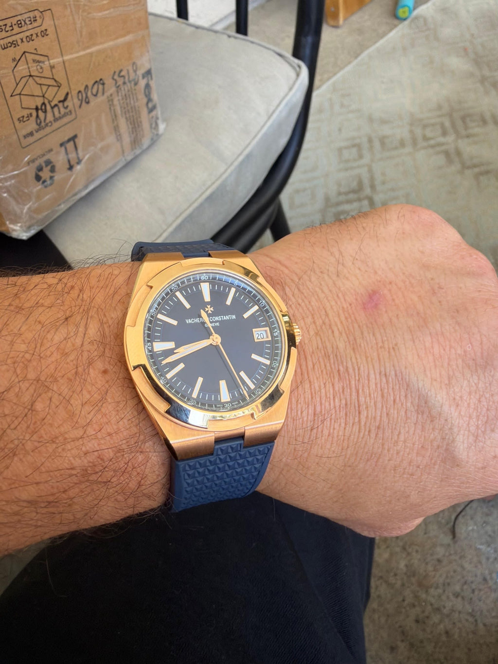Vacheron Constantin Overseas Date Pink Gold / Blue