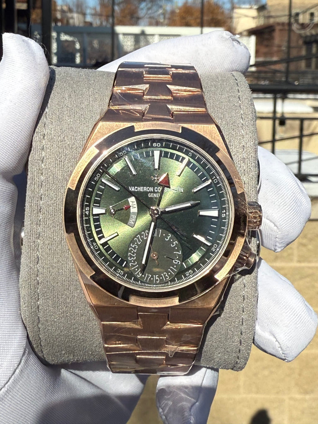 Vacheron Constantin Overseas Dual Time Pink Gold / Green 7920V/210R-B965