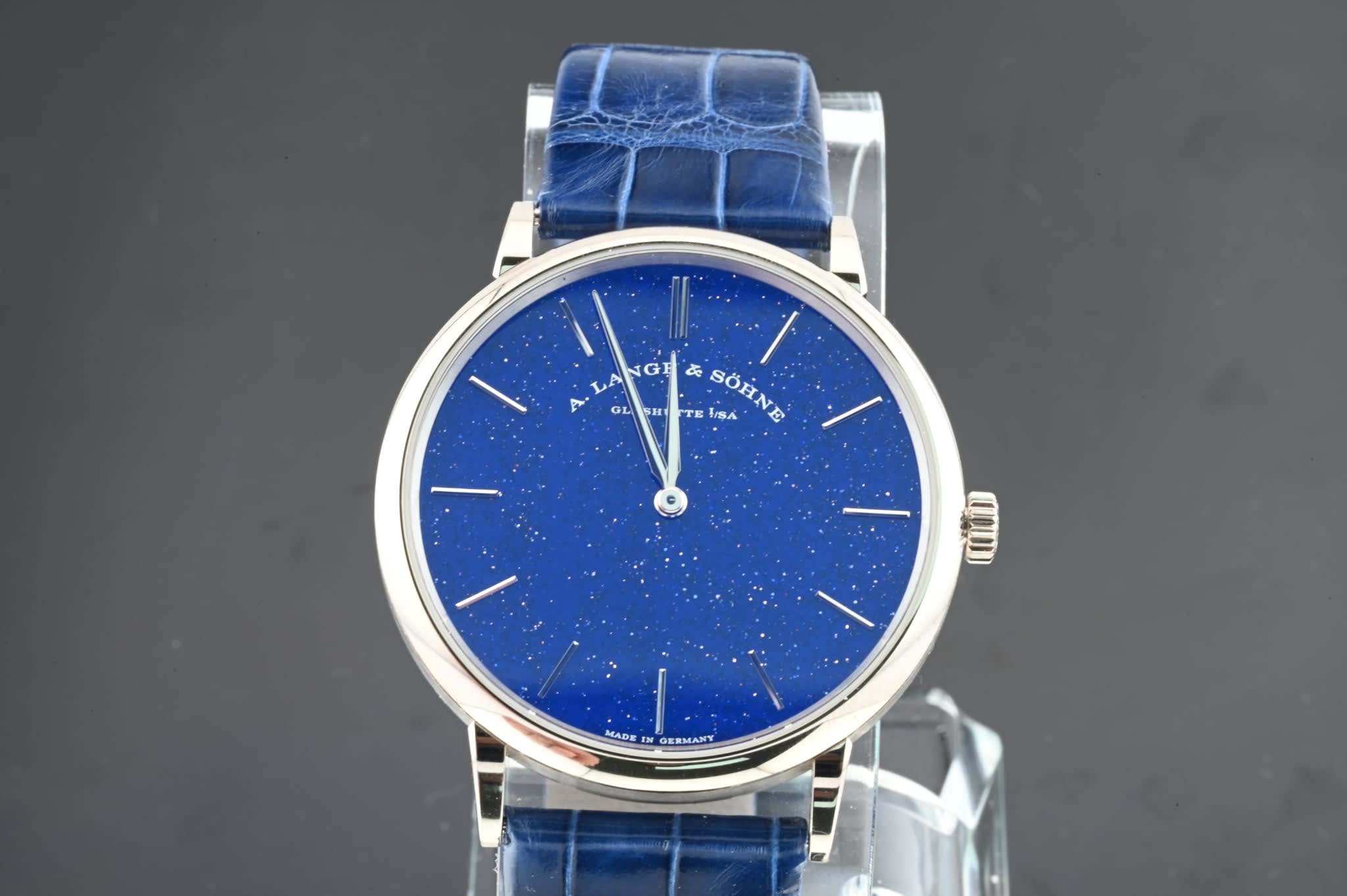 A. Lange & Söhne Saxonia Thin  205.086