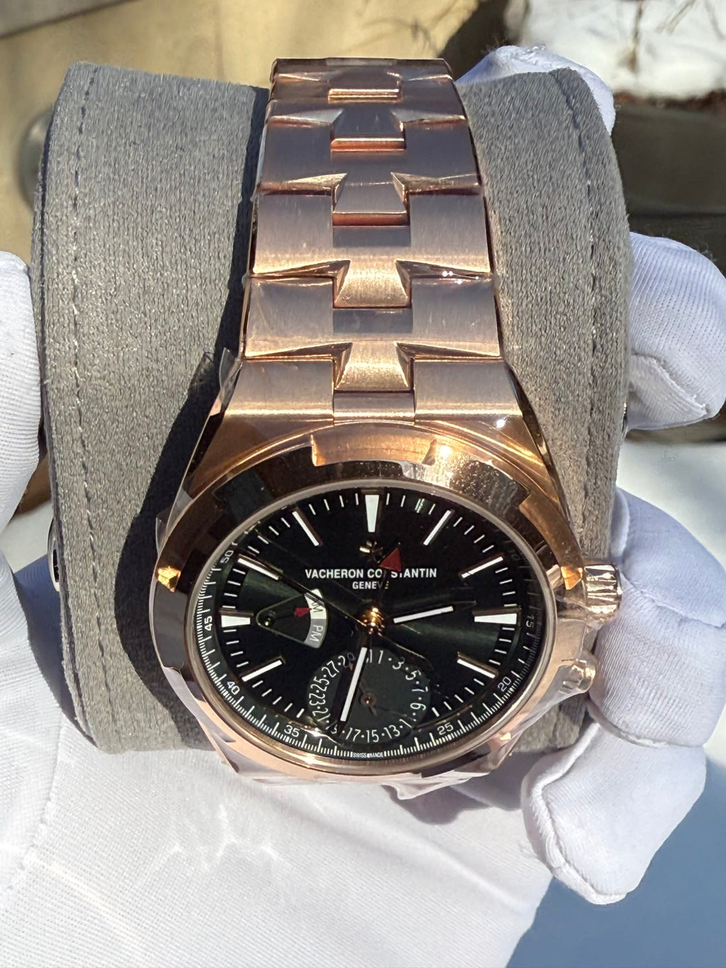 Vacheron Constantin Overseas Dual Time Pink Gold / Green 7920V/210R-B965